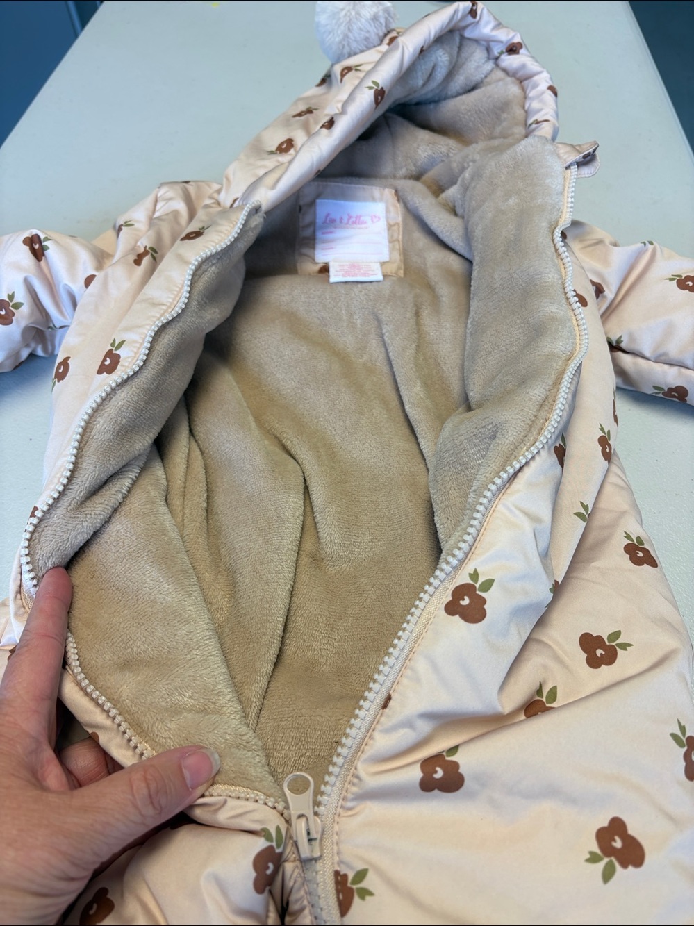 Infant Snow Suit Tan/Brown Sz 9M - Picture 3 of 7